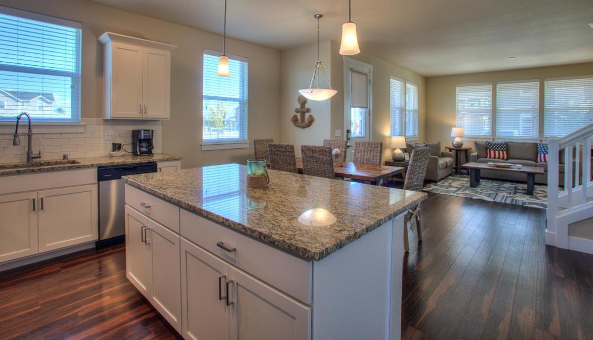 Salty Paws Villa Ocean Shores Dış mekan fotoğraf